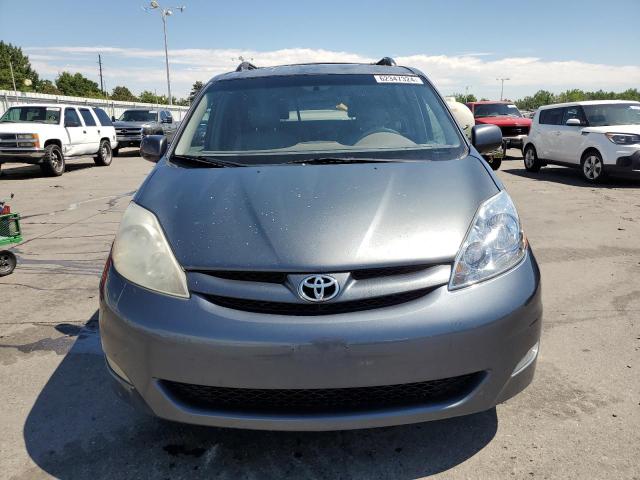 Photo 4 VIN: 5TDZK22C28S220933 - TOYOTA SIENNA XLE 