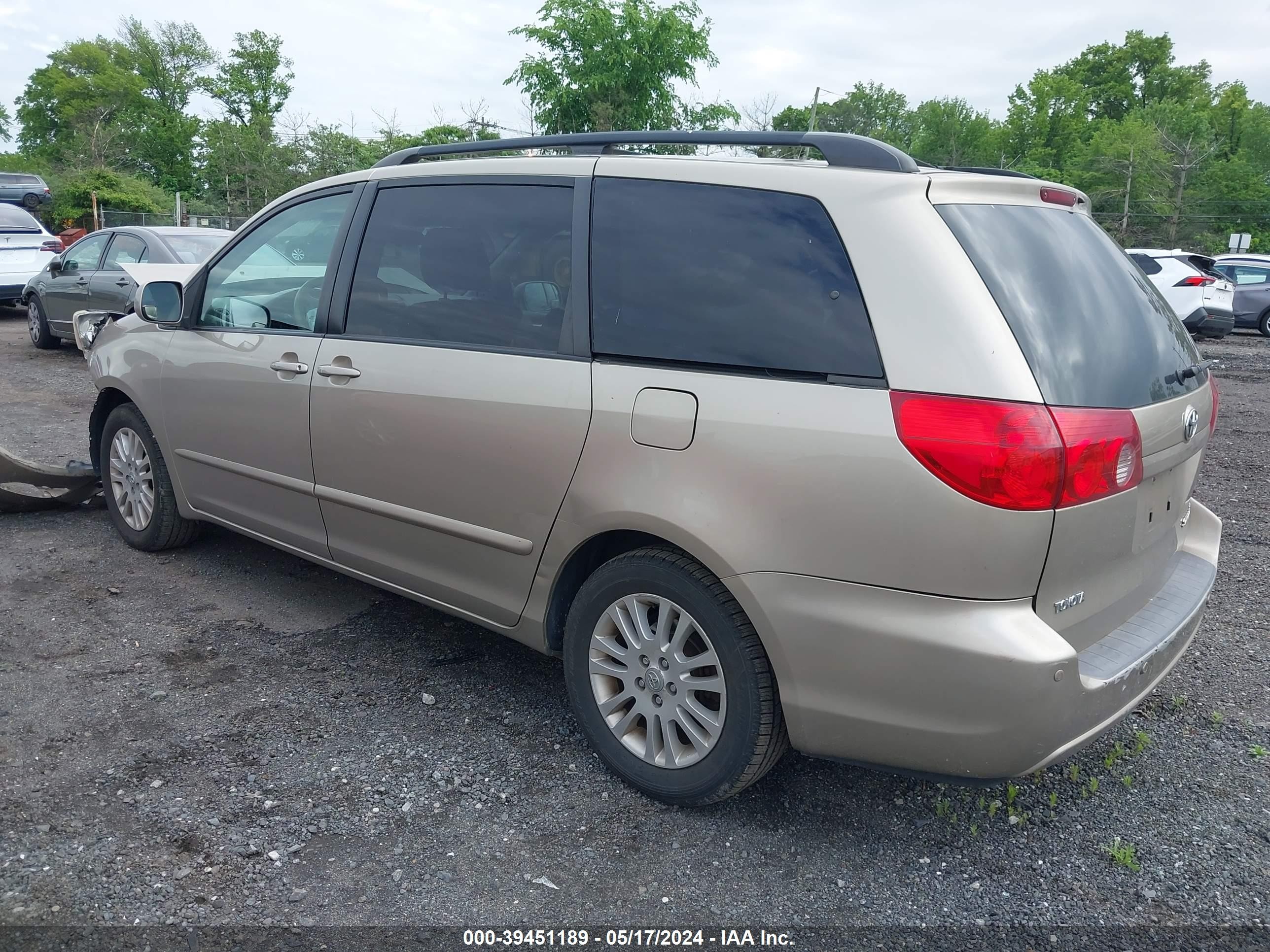 Photo 2 VIN: 5TDZK22C29S230234 - TOYOTA SIENNA 