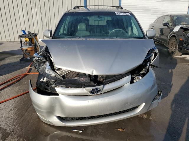 Photo 4 VIN: 5TDZK22C29S238012 - TOYOTA SIENNA XLE 