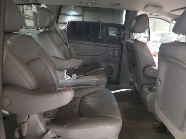 Photo 10 VIN: 5TDZK22C29S240505 - TOYOTA SIENNA XLE 