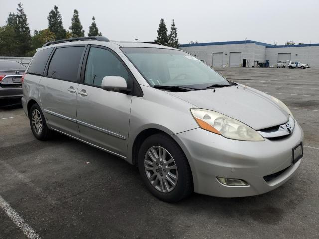 Photo 3 VIN: 5TDZK22C29S288182 - TOYOTA SIENNA XLE 