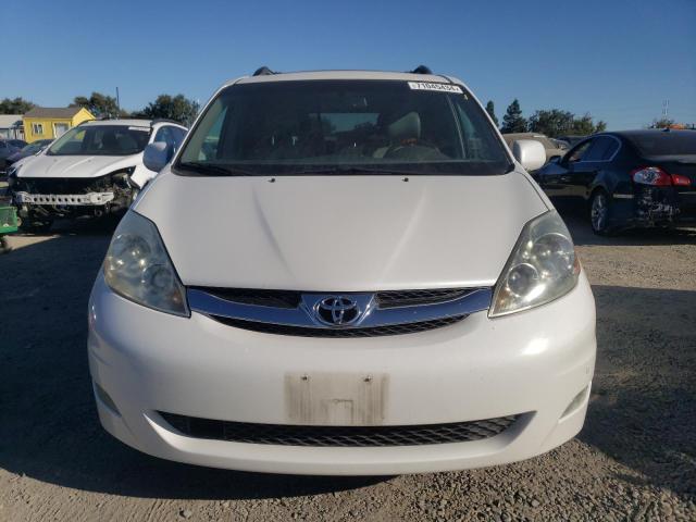 Photo 4 VIN: 5TDZK22C48S123765 - TOYOTA SIENNA XLE 