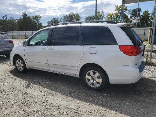 Photo 1 VIN: 5TDZK22C48S155440 - TOYOTA SIENNA XLE 