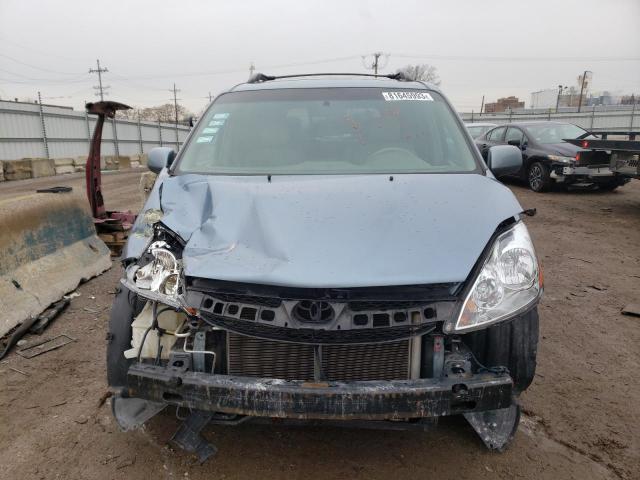 Photo 4 VIN: 5TDZK22C48S187028 - TOYOTA SIENNA XLE 