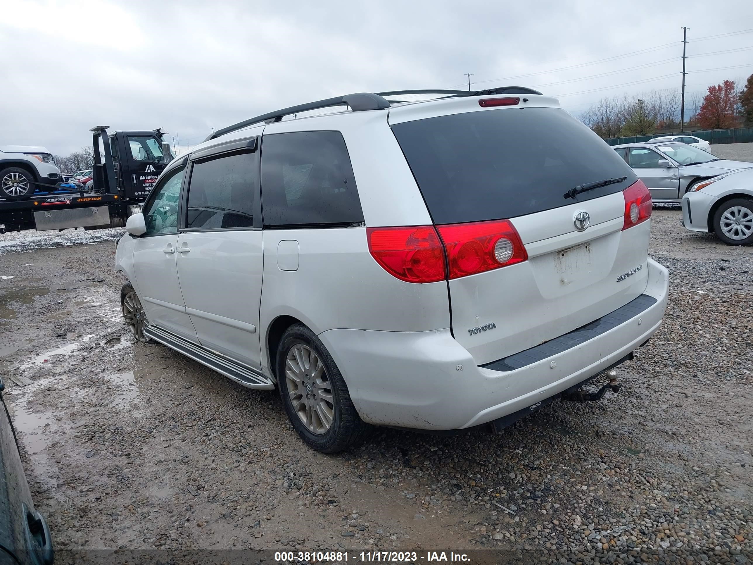 Photo 2 VIN: 5TDZK22C57S075210 - TOYOTA SIENNA 