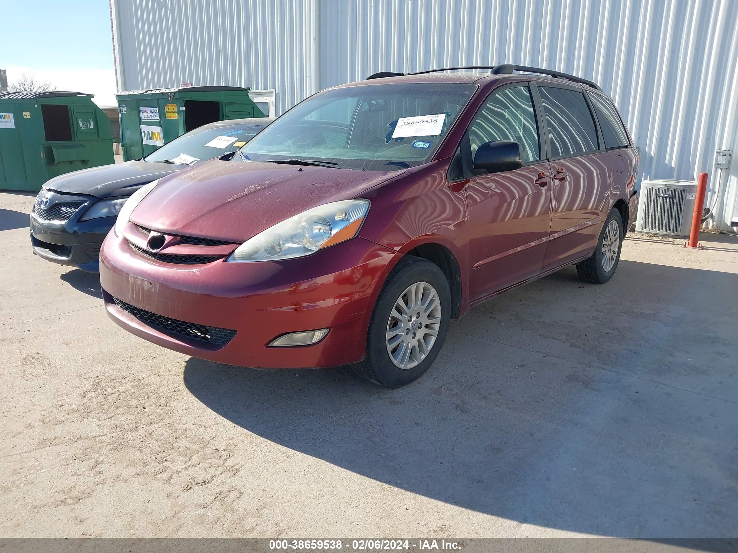 Photo 1 VIN: 5TDZK22C58S186115 - TOYOTA SIENNA 