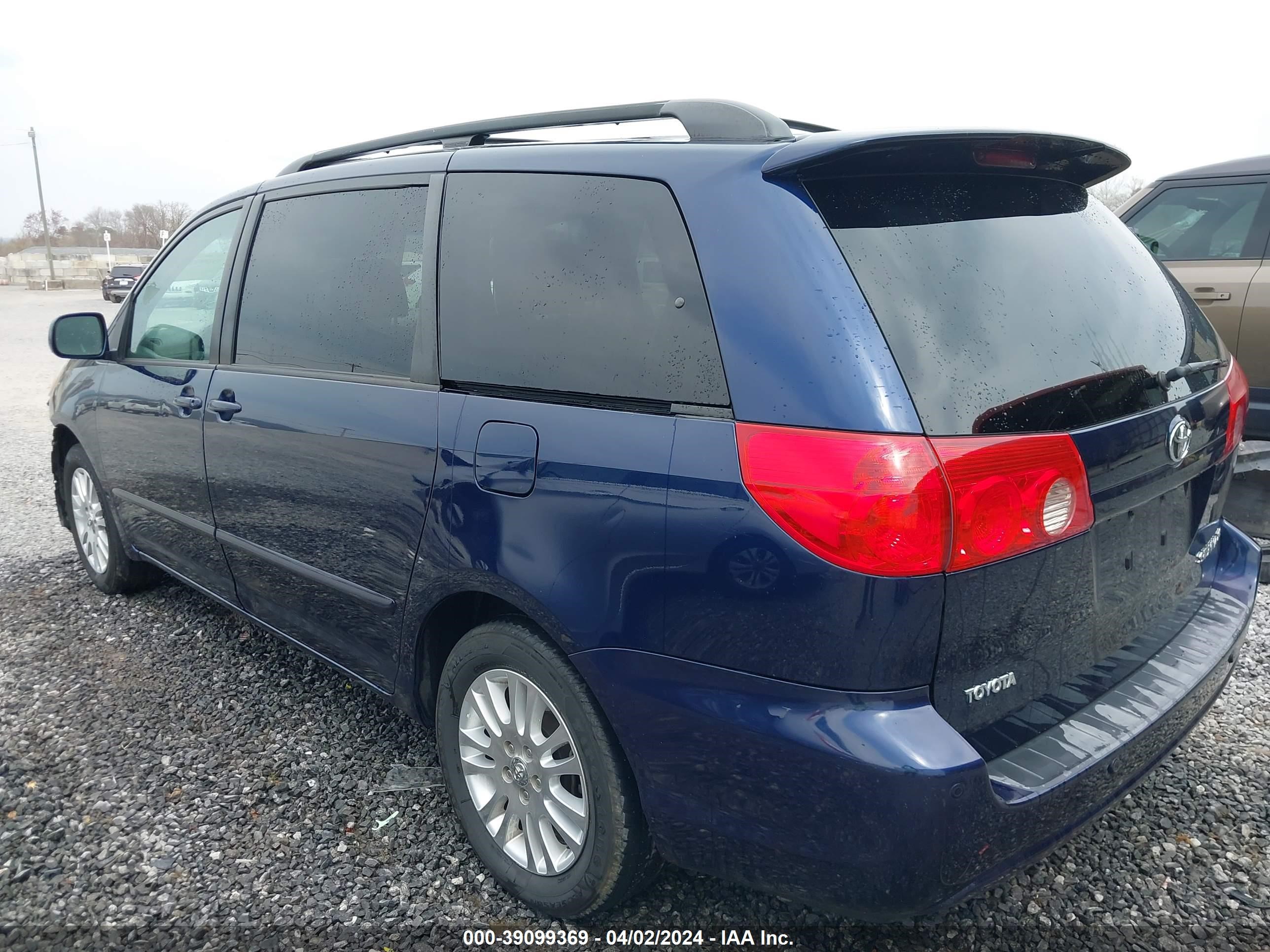 Photo 2 VIN: 5TDZK22C67S078312 - TOYOTA SIENNA 