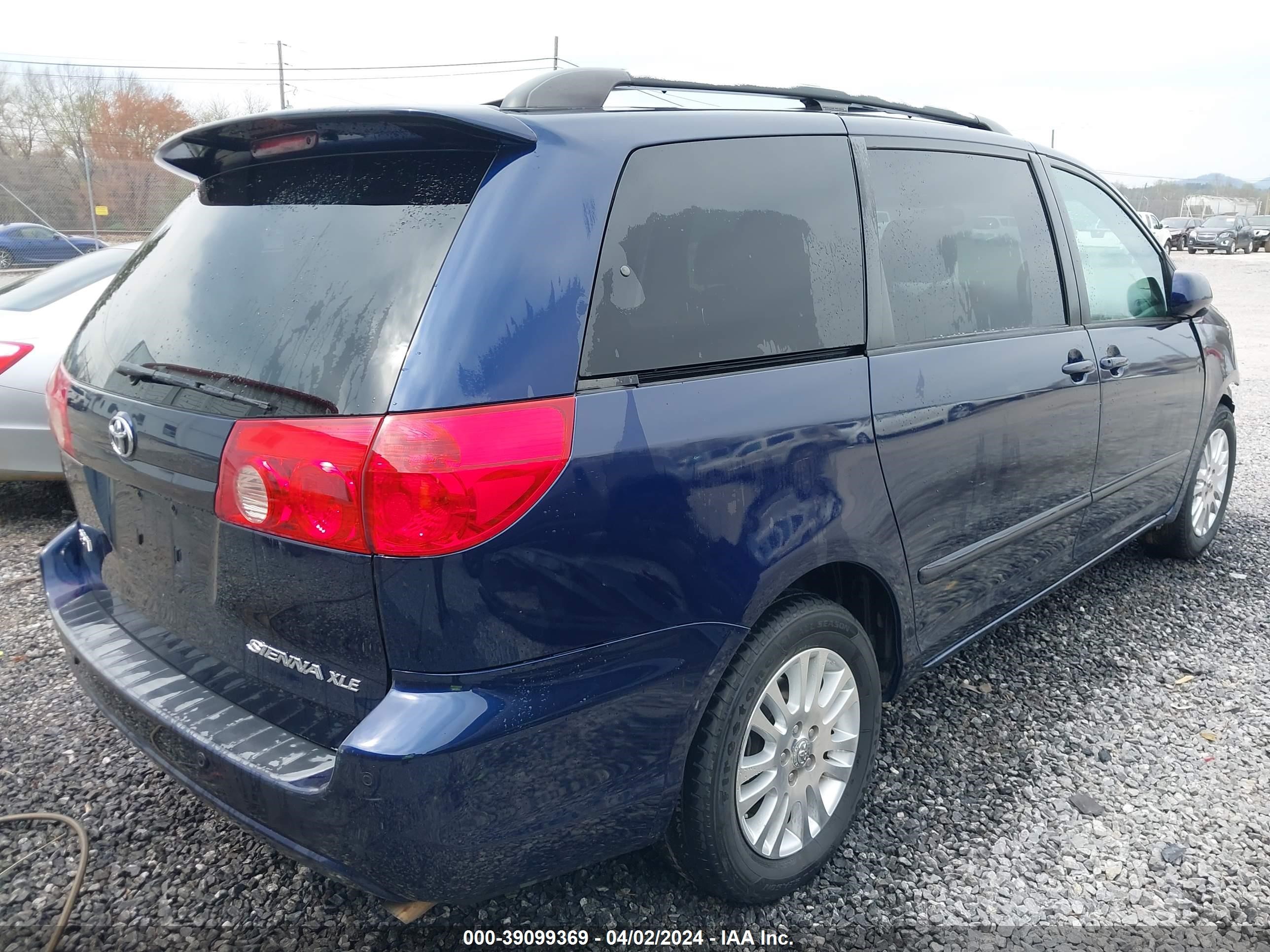 Photo 3 VIN: 5TDZK22C67S078312 - TOYOTA SIENNA 