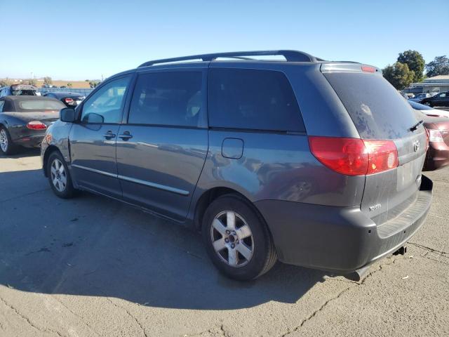 Photo 1 VIN: 5TDZK22C68S129423 - TOYOTA SIENNA XLE 