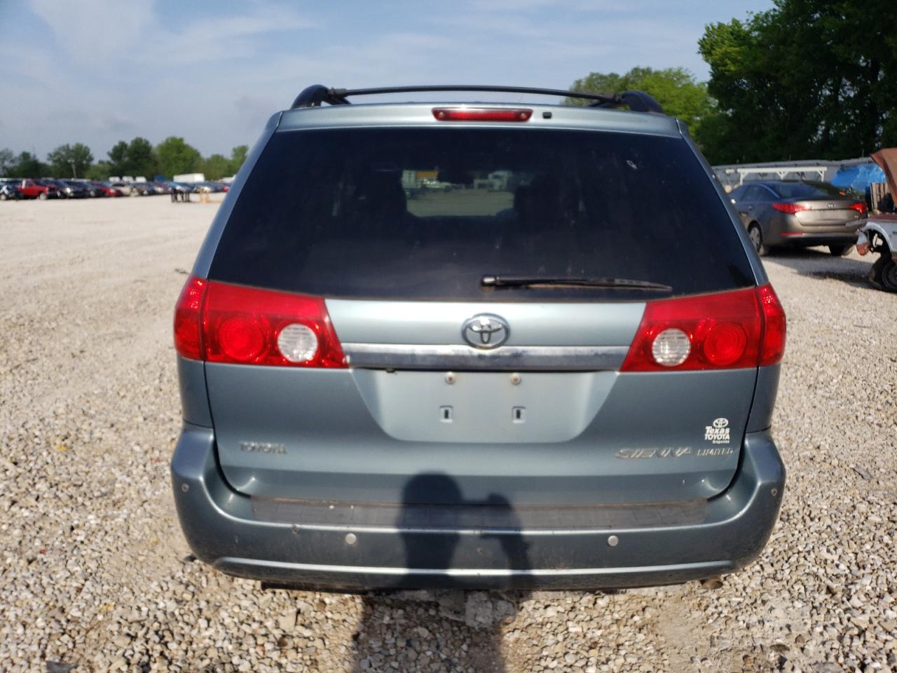 Photo 5 VIN: 5TDZK22C68S192277 - TOYOTA SIENNA 