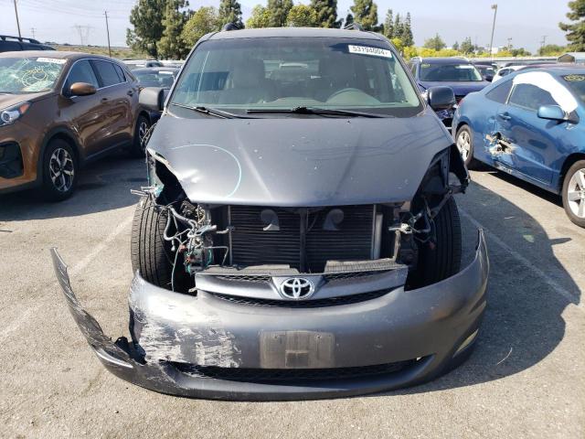 Photo 4 VIN: 5TDZK22C68S195180 - TOYOTA SIENNA XLE 