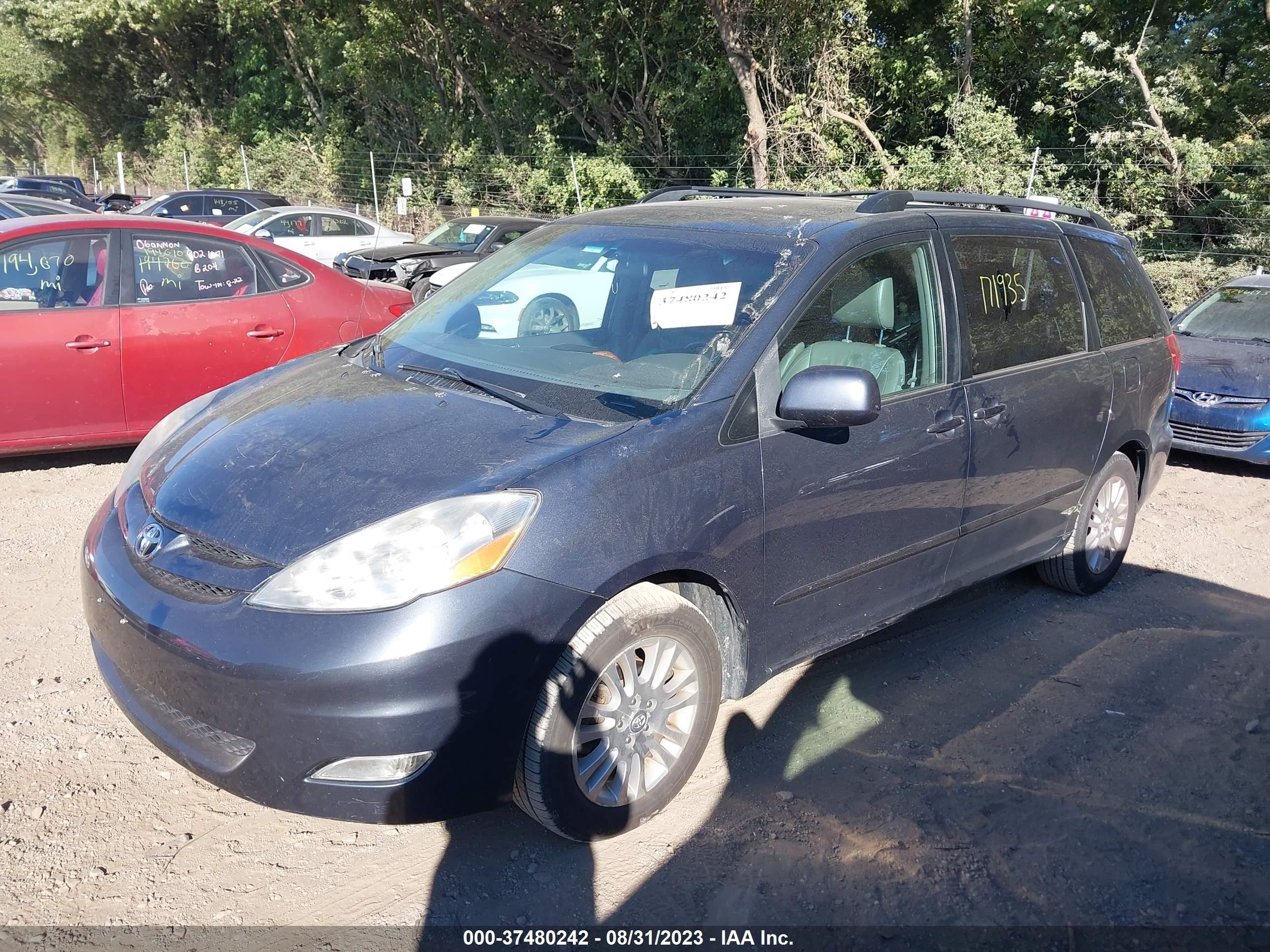 Photo 1 VIN: 5TDZK22C69S250454 - TOYOTA SIENNA 