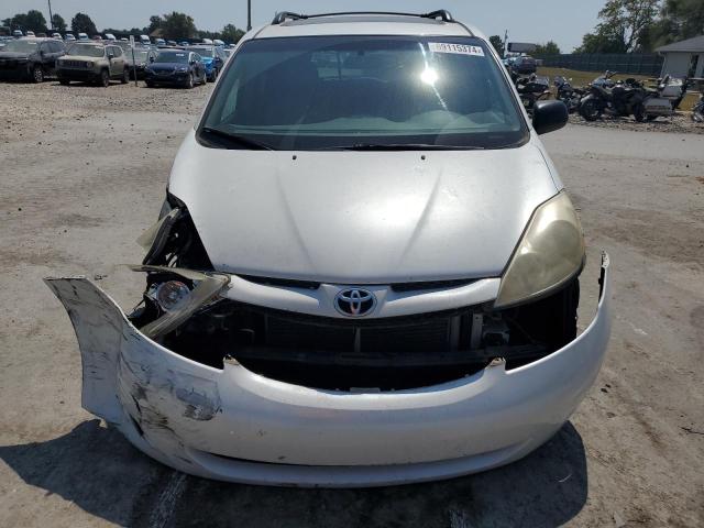 Photo 4 VIN: 5TDZK22C77S087696 - TOYOTA SIENNA XLE 