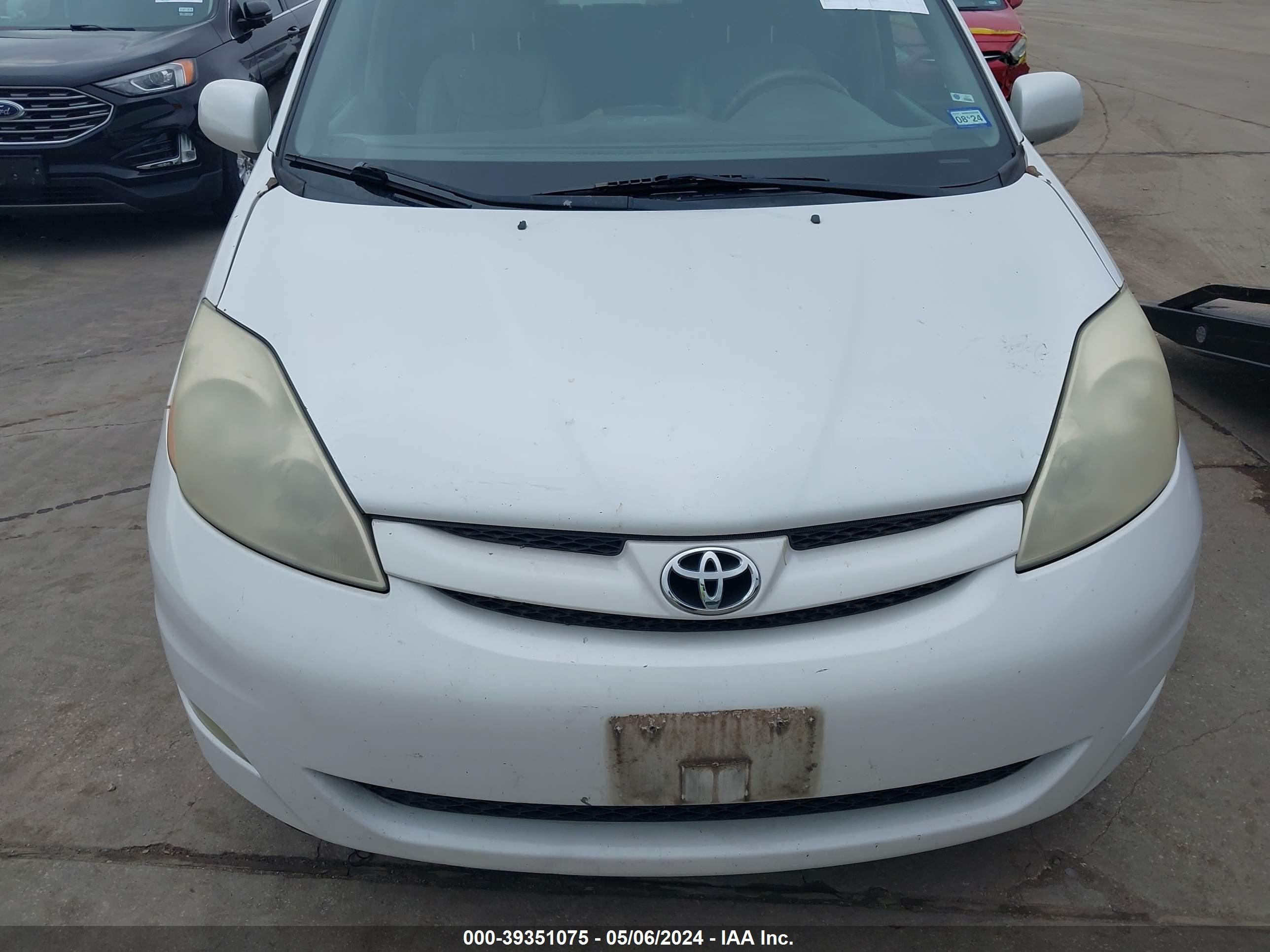 Photo 5 VIN: 5TDZK22C77S089156 - TOYOTA SIENNA 