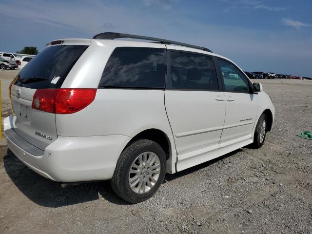 Photo 2 VIN: 5TDZK22C78S099915 - TOYOTA SIENNA XLE 