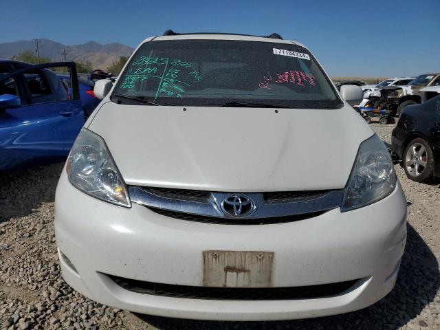 Photo 4 VIN: 5TDZK22C78S112940 - TOYOTA SIENNA XLE 