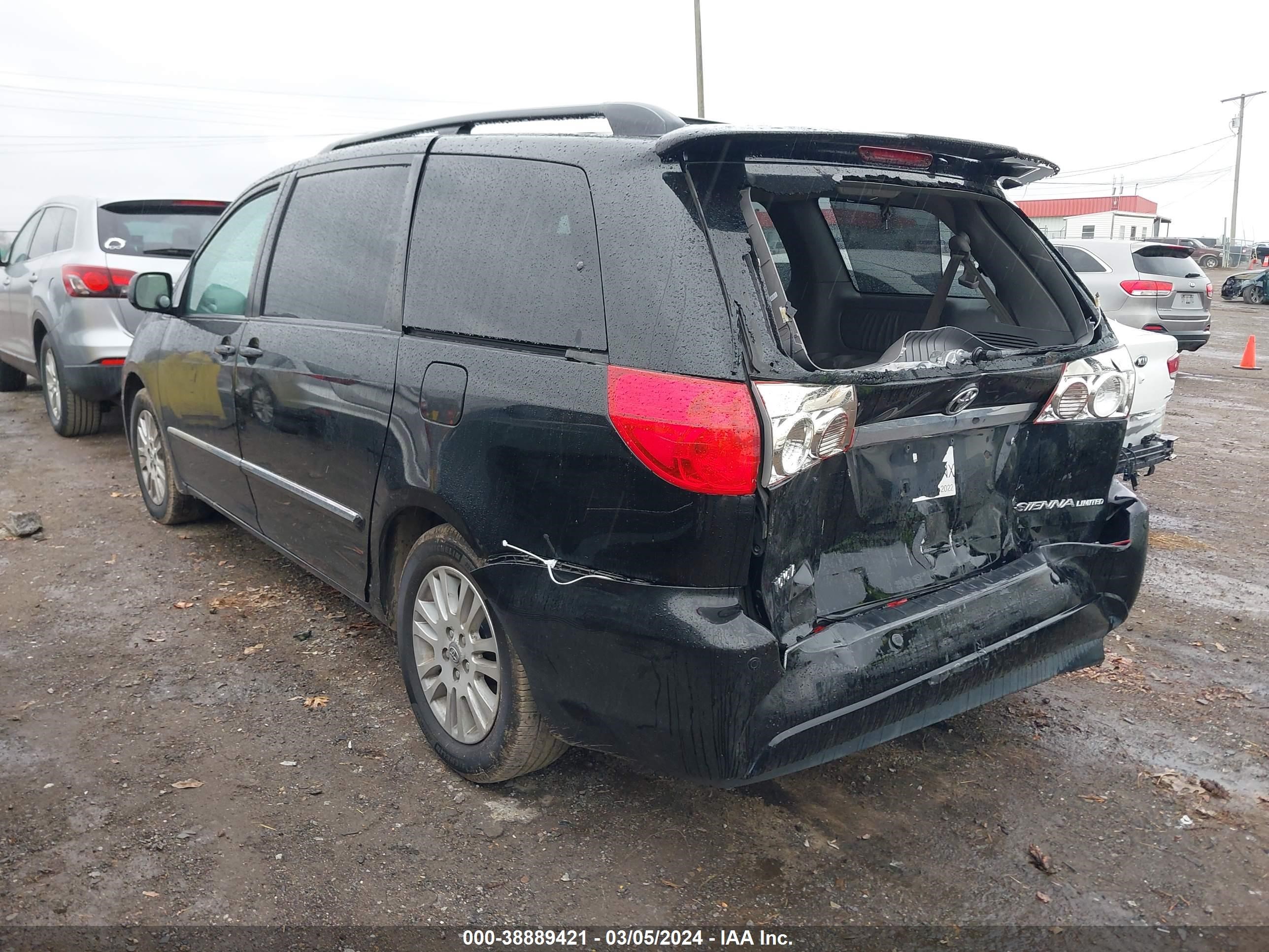 Photo 2 VIN: 5TDZK22C79S231881 - TOYOTA SIENNA 