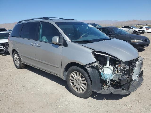 Photo 3 VIN: 5TDZK22C79S258630 - TOYOTA SIENNA XLE 