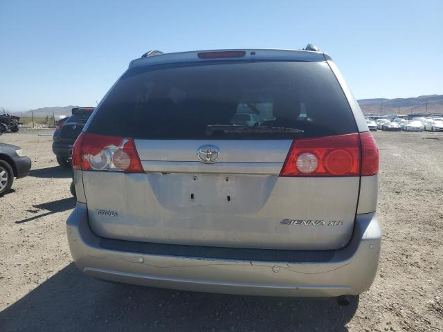 Photo 5 VIN: 5TDZK22C79S258630 - TOYOTA SIENNA XLE 