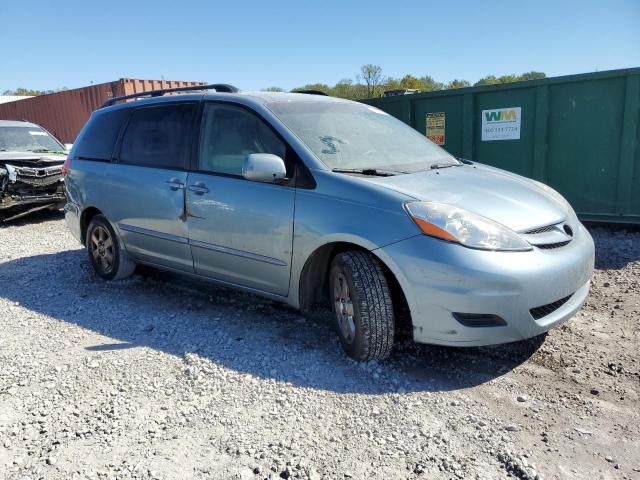 Photo 3 VIN: 5TDZK22C88S121694 - TOYOTA SIENNA XLE 