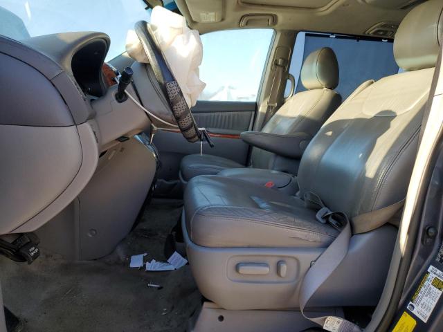 Photo 6 VIN: 5TDZK22C89S256580 - TOYOTA SIENNA XLE 