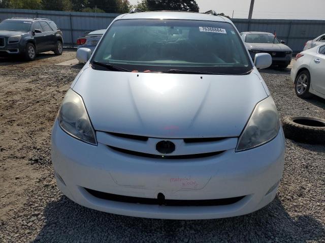 Photo 4 VIN: 5TDZK22C97S039682 - TOYOTA SIENNA XLE 