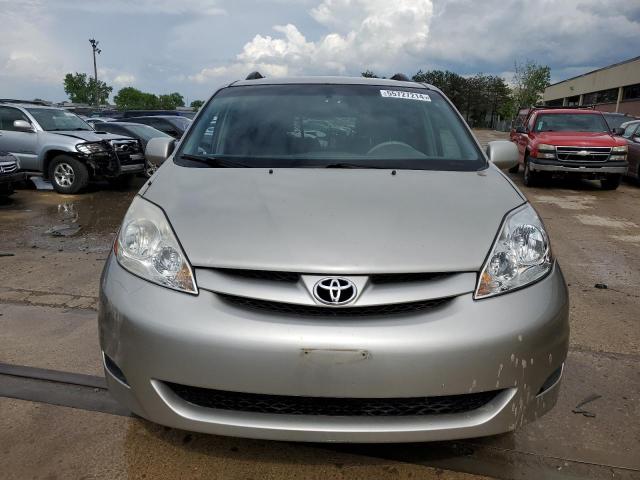 Photo 4 VIN: 5TDZK22C98S216071 - TOYOTA SIENNA XLE 