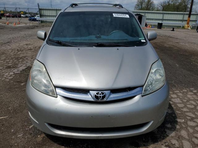 Photo 4 VIN: 5TDZK22C98S222193 - TOYOTA SIENNA XLE 