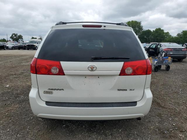 Photo 5 VIN: 5TDZK22C99S225810 - TOYOTA SIENNA XLE 