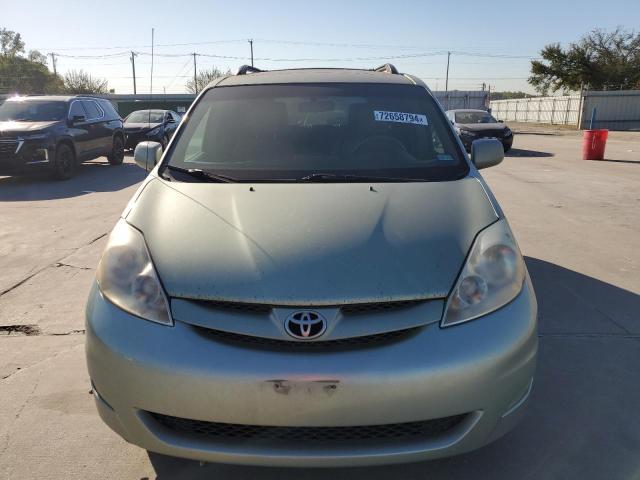 Photo 4 VIN: 5TDZK22C99S230005 - TOYOTA SIENNA XLE 