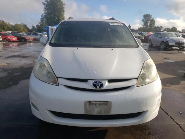 Photo 4 VIN: 5TDZK22C99S241098 - TOYOTA SIENNA XLE 