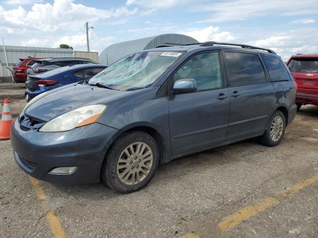 Photo 0 VIN: 5TDZK22CX7S001426 - TOYOTA SIENNA XLE 