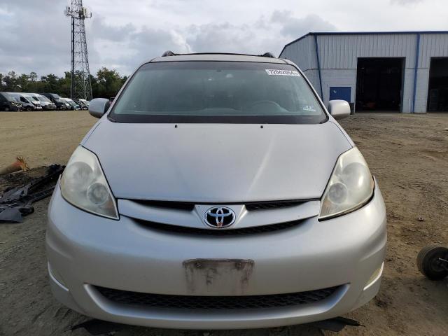 Photo 4 VIN: 5TDZK22CX7S015293 - TOYOTA SIENNA XLE 