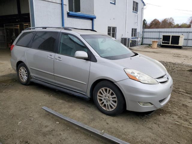 Photo 3 VIN: 5TDZK22CX7S015293 - TOYOTA SIENNA XLE 