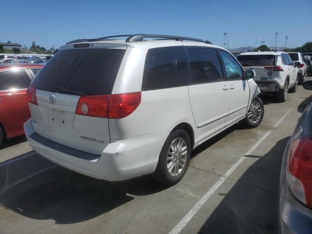 Photo 2 VIN: 5TDZK22CX9S270755 - TOYOTA SIENNA XLE 