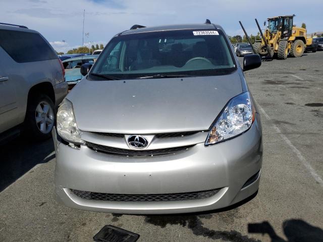 Photo 4 VIN: 5TDZK23C08S139816 - TOYOTA SIENNA CE 