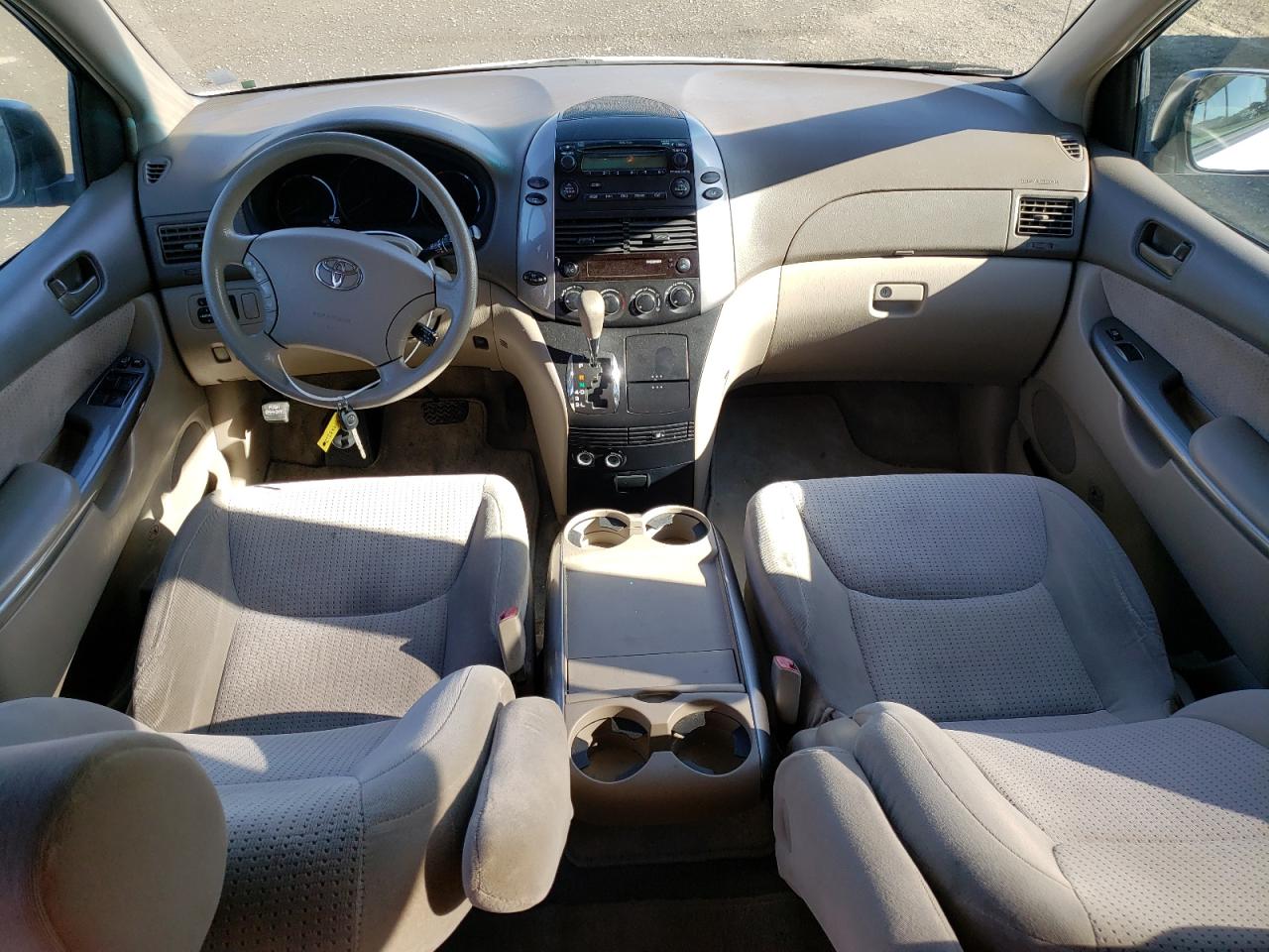 Photo 7 VIN: 5TDZK23C08S144790 - TOYOTA SIENNA 