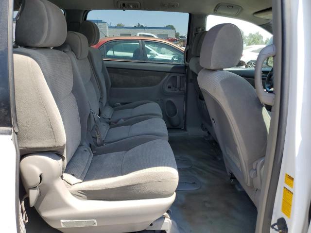 Photo 10 VIN: 5TDZK23C08S183993 - TOYOTA SIENNA CE 