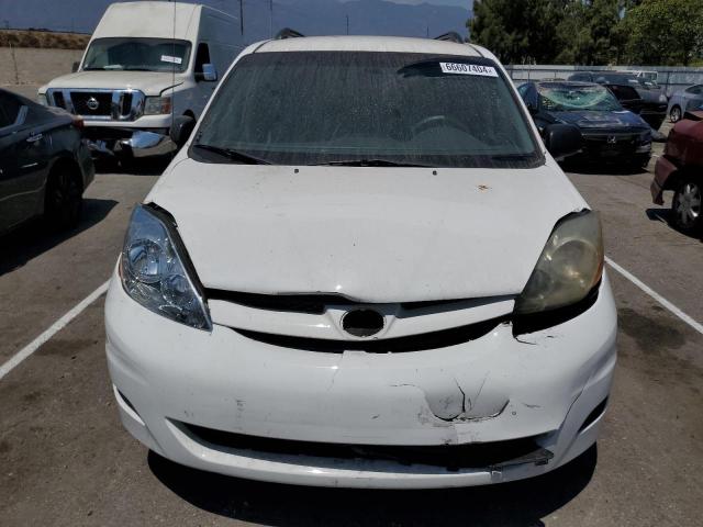 Photo 4 VIN: 5TDZK23C08S183993 - TOYOTA SIENNA CE 