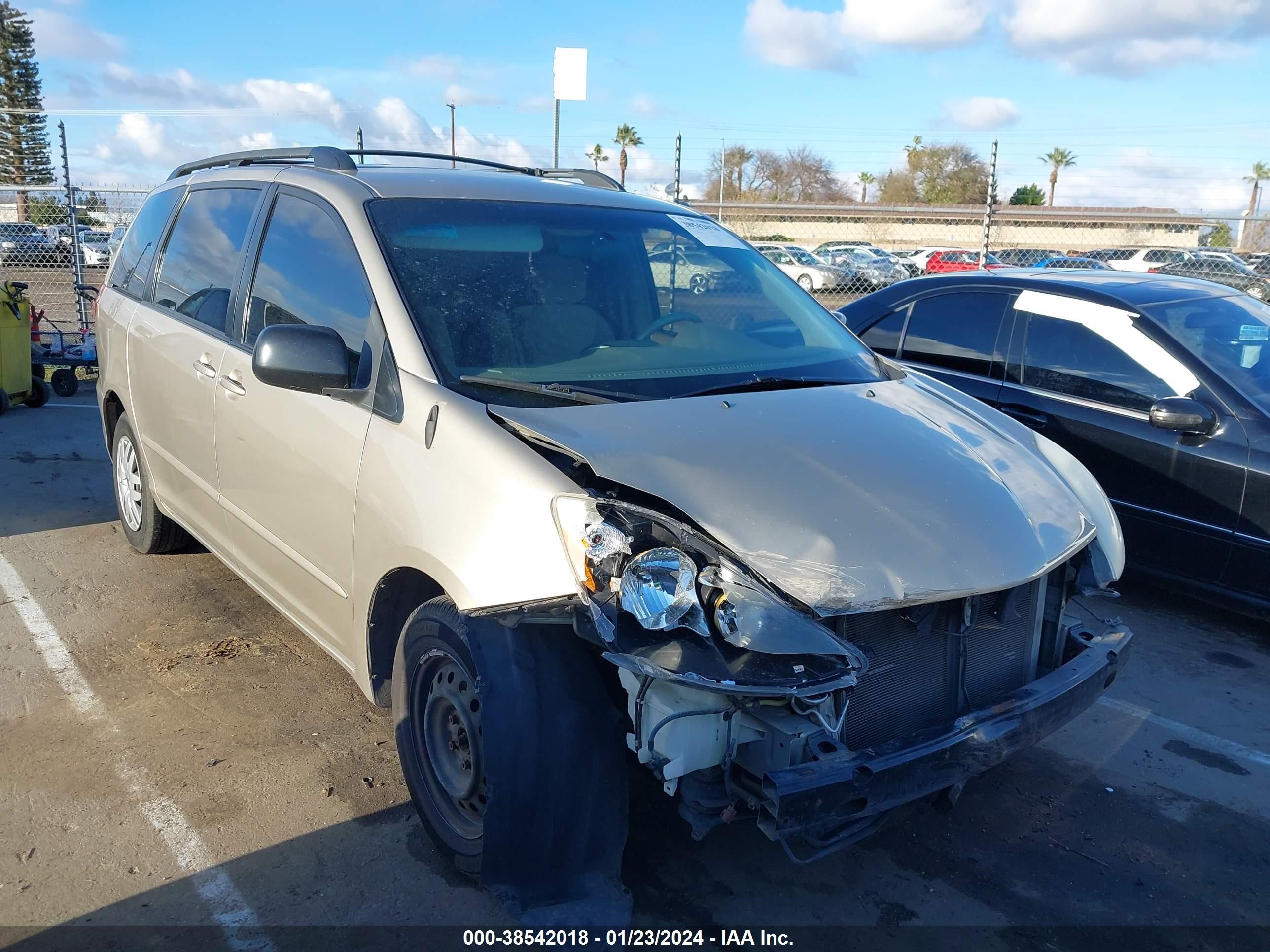 Photo 0 VIN: 5TDZK23C08S206639 - TOYOTA SIENNA 