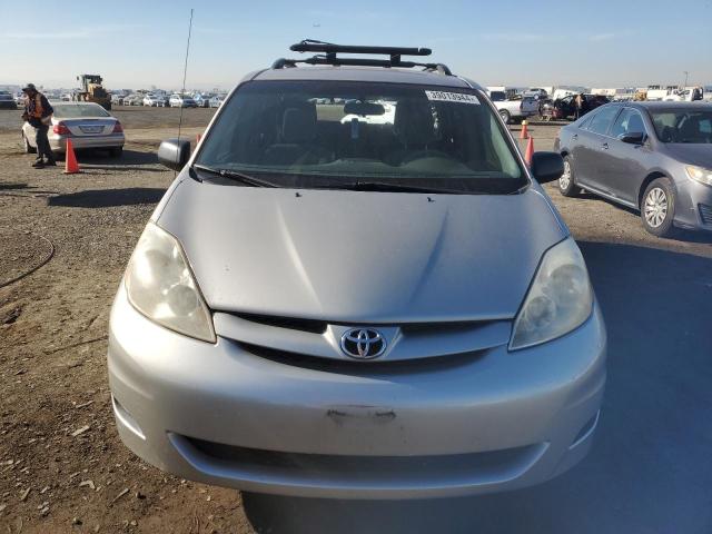 Photo 4 VIN: 5TDZK23C09S262078 - TOYOTA SIENNA CE 