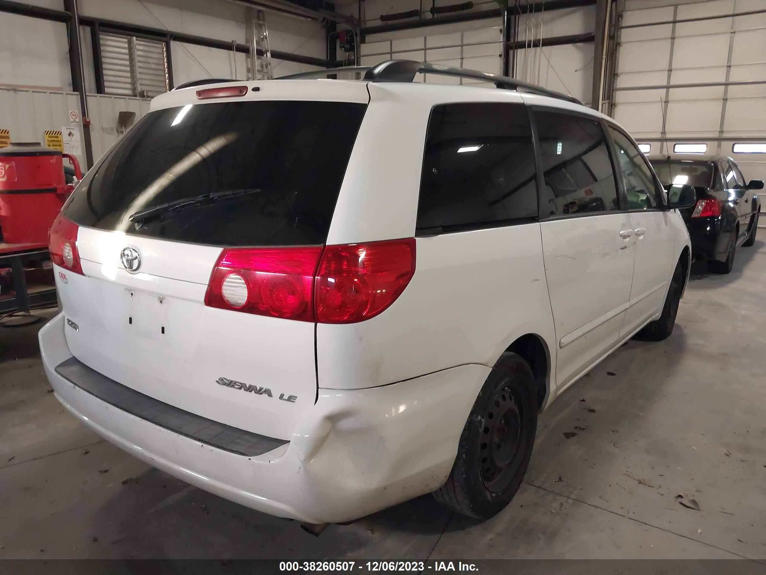 Photo 3 VIN: 5TDZK23C17S014564 - TOYOTA SIENNA 