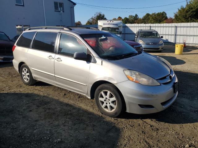 Photo 3 VIN: 5TDZK23C17S028240 - TOYOTA SIENNA CE 