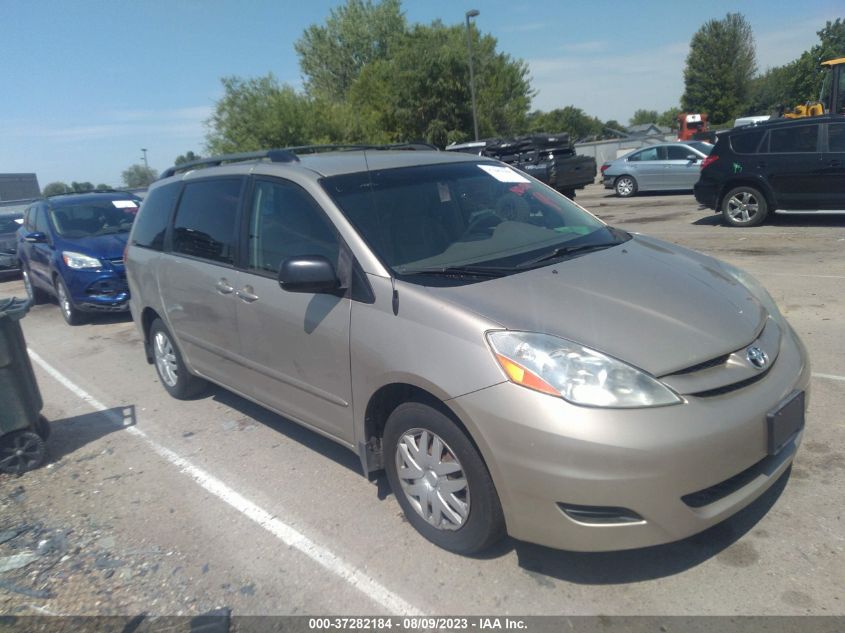 Photo 0 VIN: 5TDZK23C17S097042 - TOYOTA SIENNA 