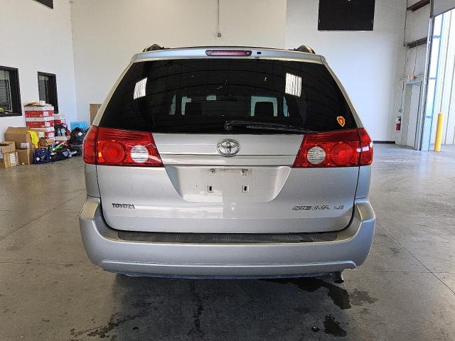 Photo 5 VIN: 5TDZK23C18S100748 - TOYOTA SIENNA CE 