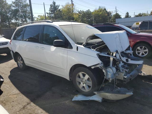 Photo 3 VIN: 5TDZK23C18S189348 - TOYOTA SIENNA CE 