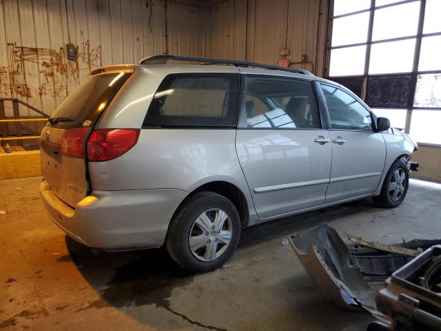 Photo 2 VIN: 5TDZK23C19S271713 - TOYOTA SIENNA CE 