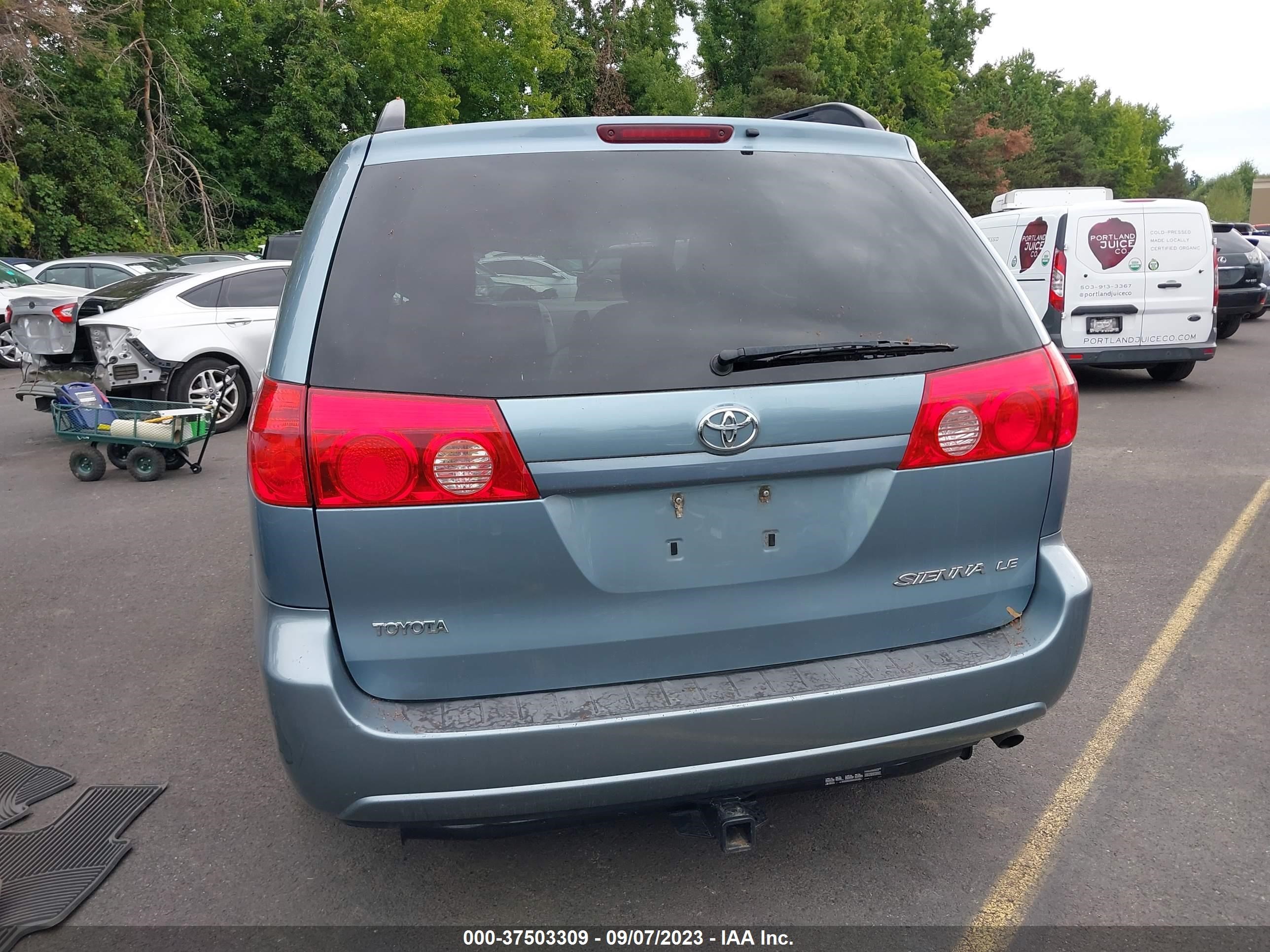 Photo 15 VIN: 5TDZK23C19S274501 - TOYOTA SIENNA 