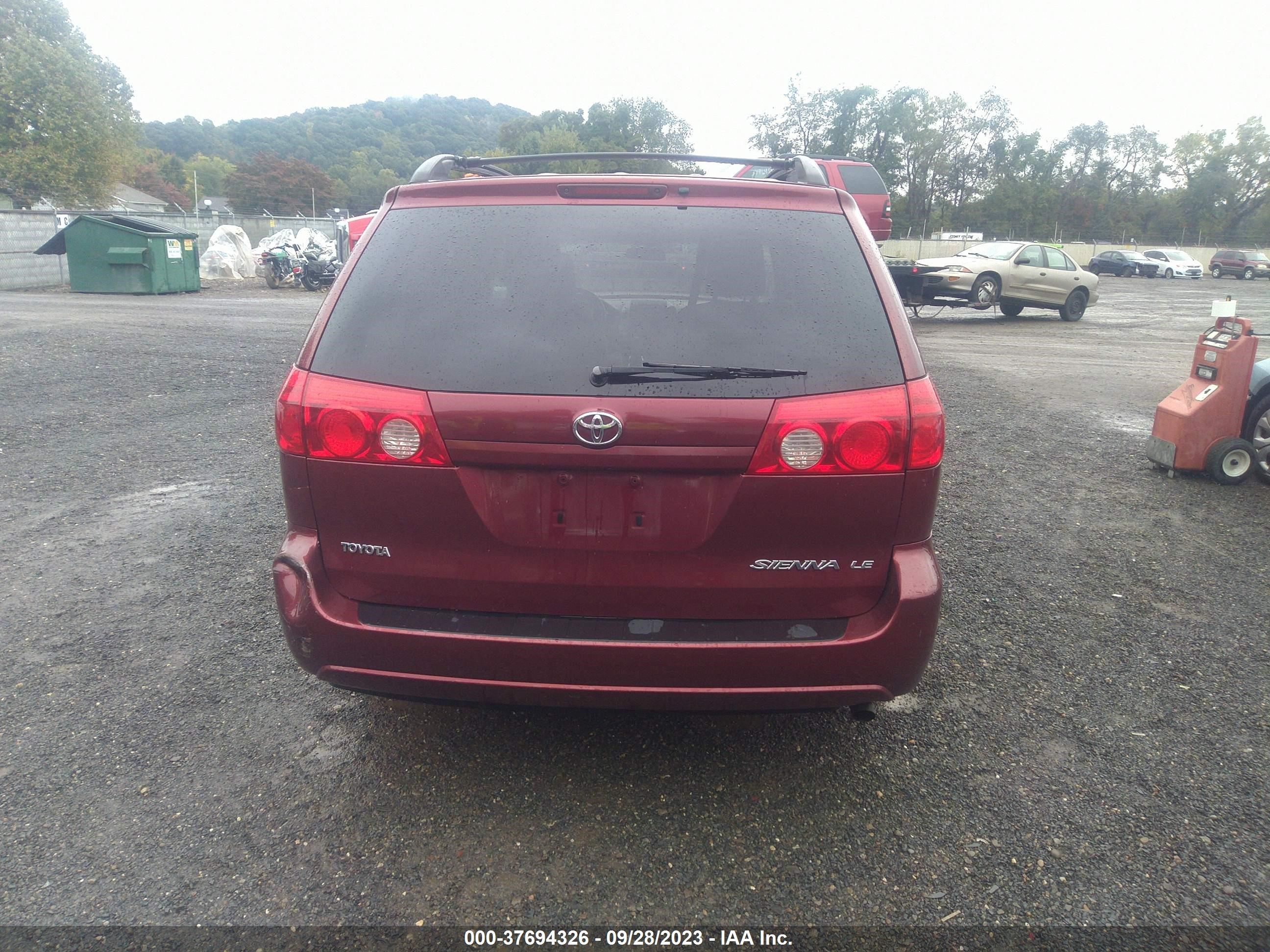 Photo 16 VIN: 5TDZK23C19S277625 - TOYOTA SIENNA 