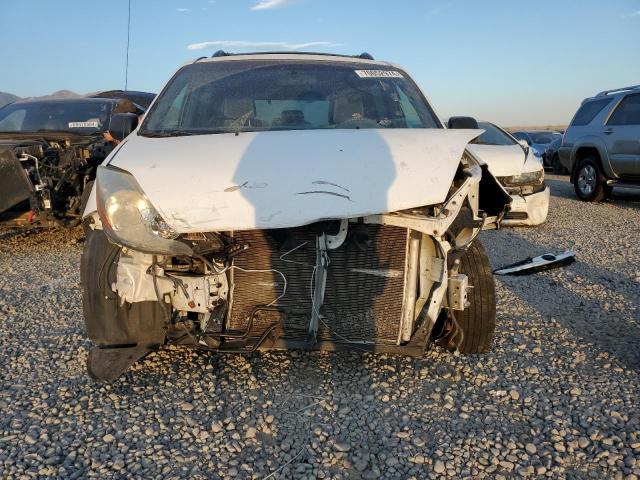 Photo 4 VIN: 5TDZK23C19S288575 - TOYOTA SIENNA CE 